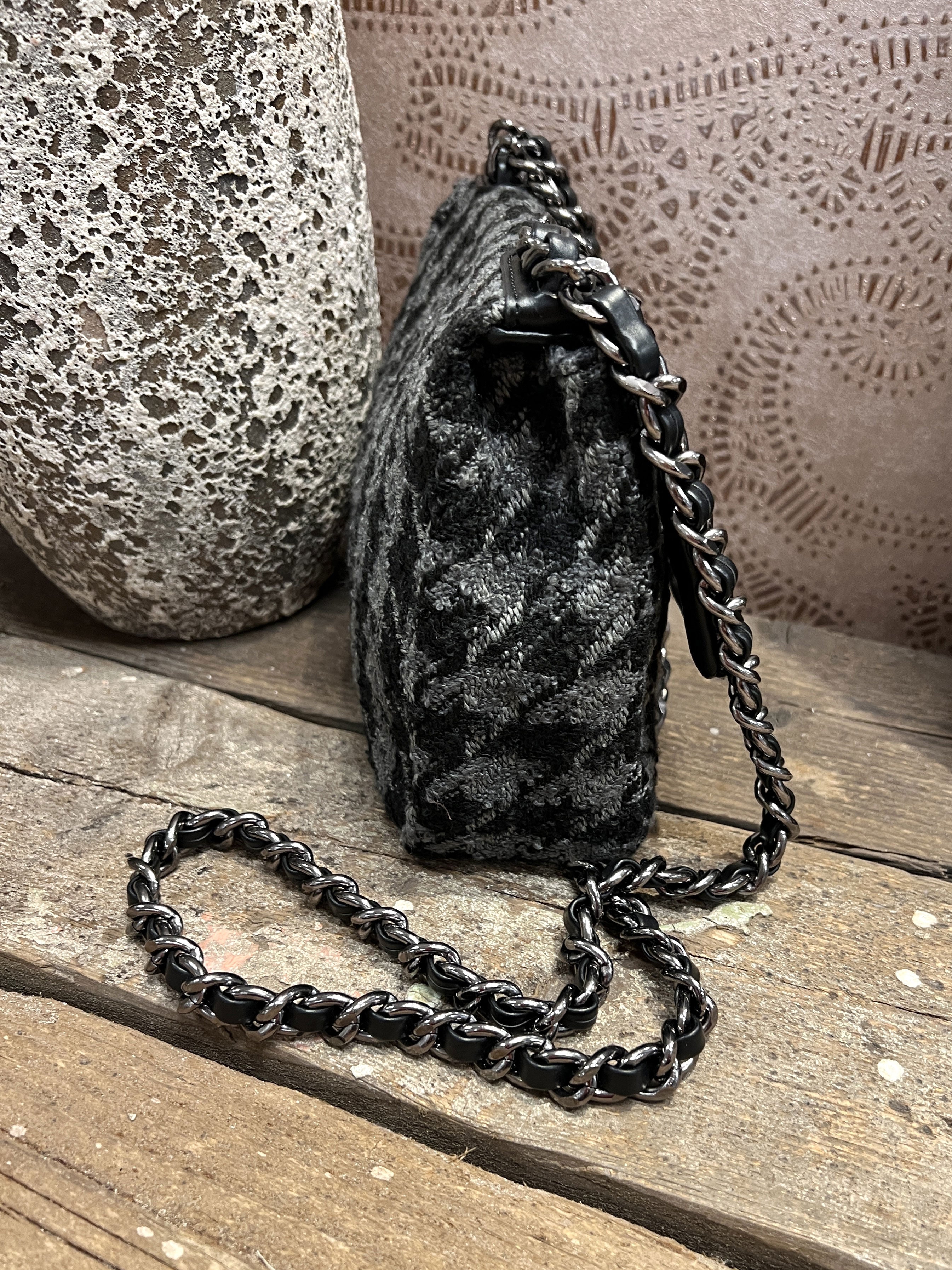 Zoe - Fet rutig väska med kedja - pink